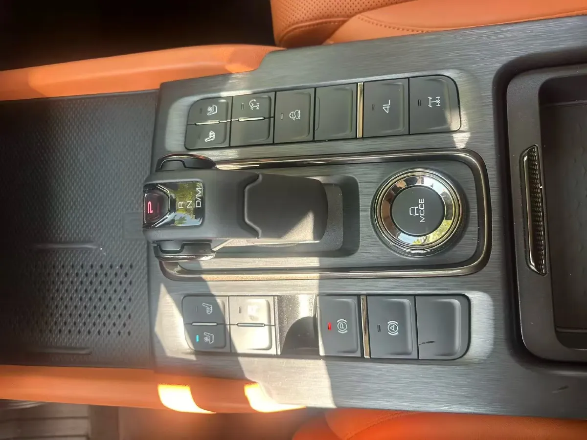 2024 Haval H9 2.0T 224HP L4 8AT,autocango,china used car exporter,china ev exporter,chinese used car exporter,chinese used ev exporter