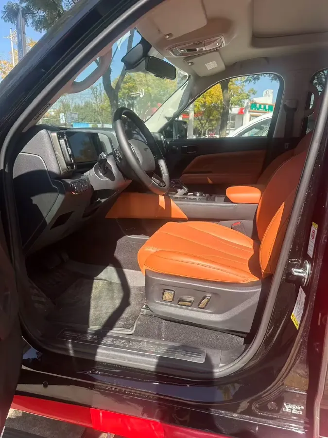 2024 Haval H9 2.0T 224HP L4 8AT,autocango,china used car exporter,china ev exporter,chinese used car exporter,chinese used ev exporter