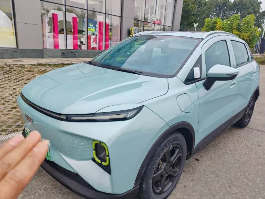 2023 Geometry E BEV 39.4KWH