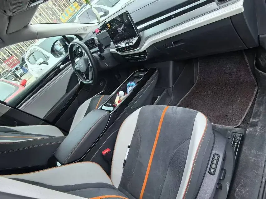 2022 ARCFOX αT BEV 94.5KWH,autocango,china used car exporter,china ev exporter,chinese used car exporter,chinese used ev exporter