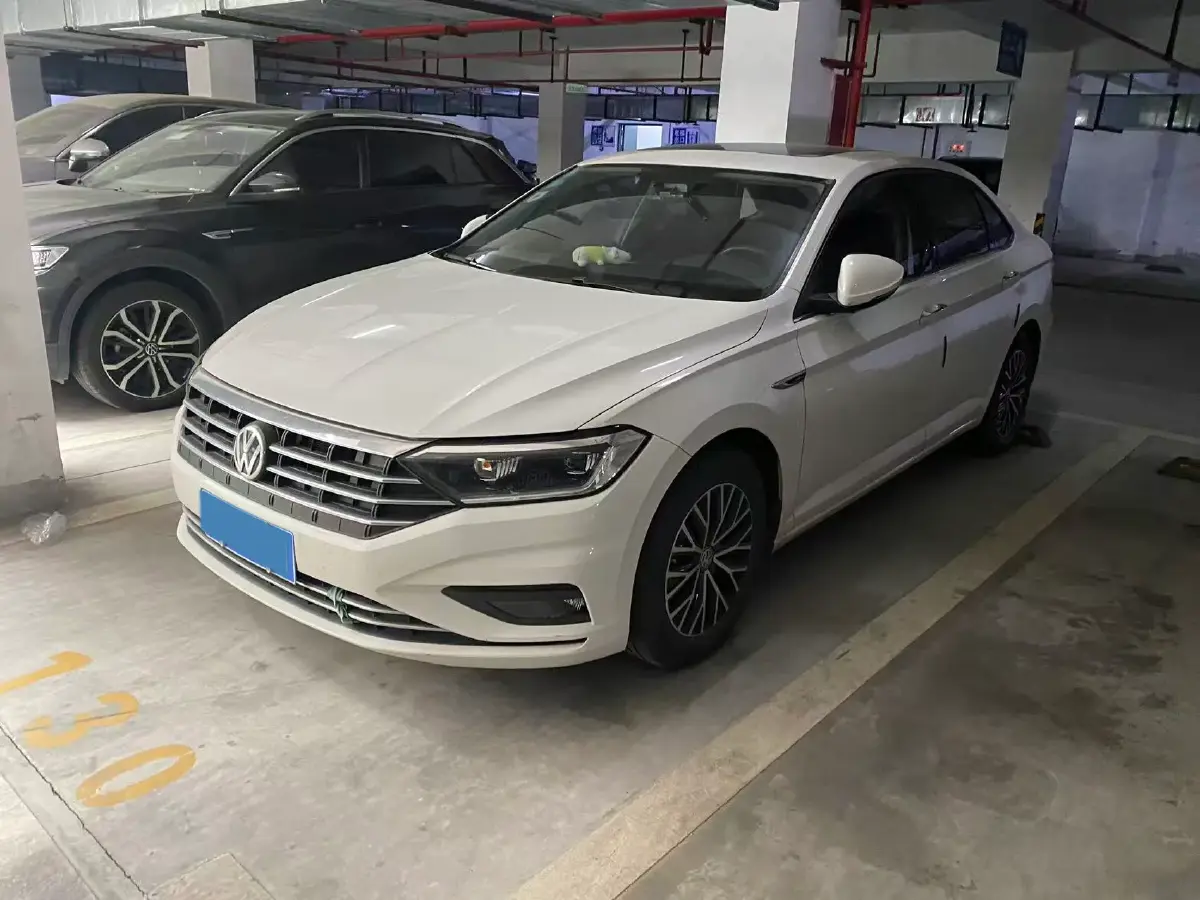 2020 Volkswagen Sagitar 1.4T 150HP L4 7DCT