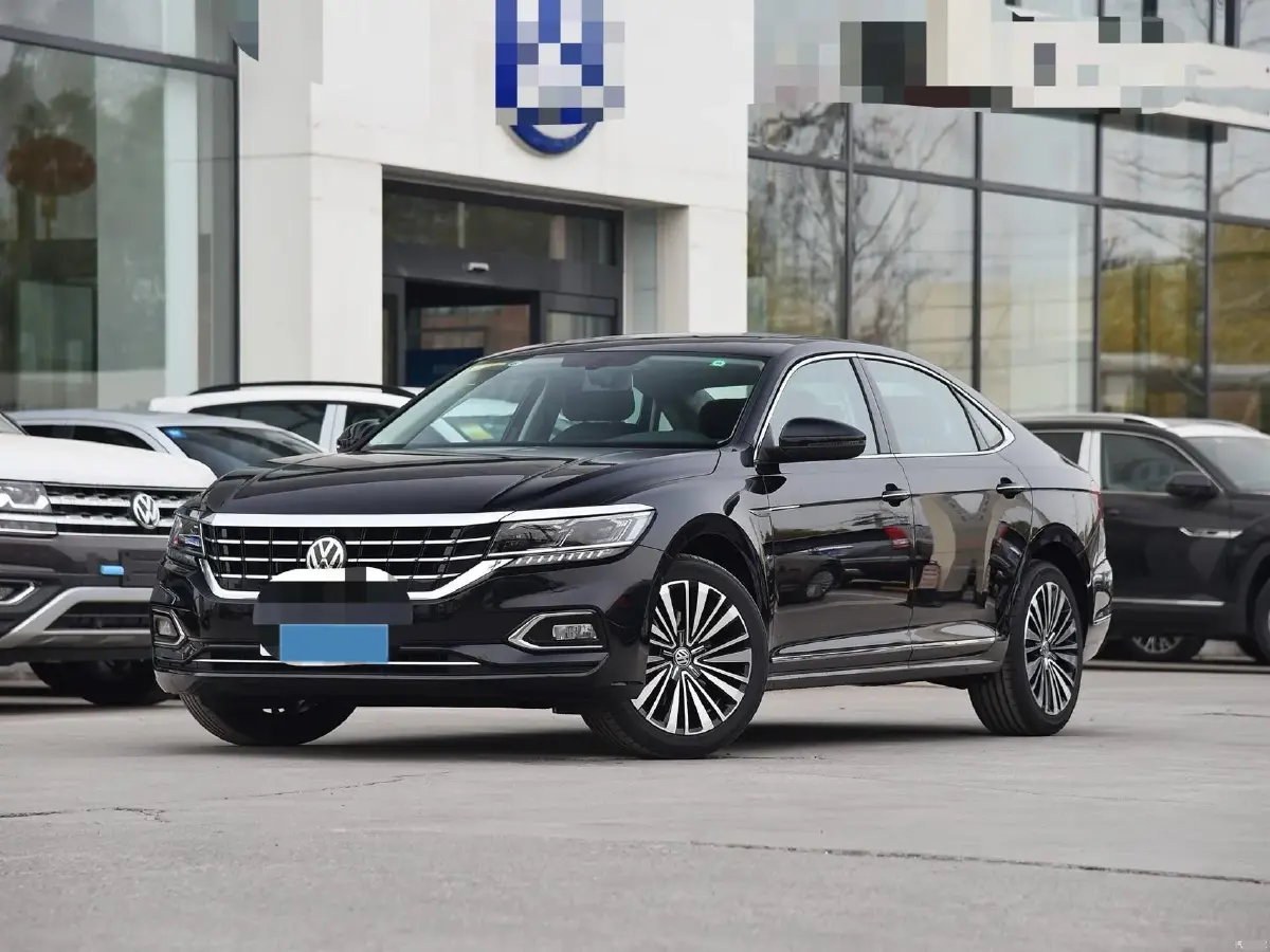 2019 Volvo V40 1.5T 152HP L4 6AT