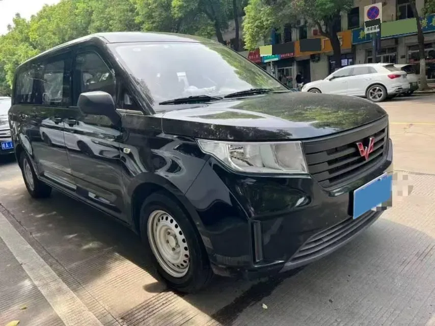 2022 WuLing ZhengChen 2.0L 136HP L4 6MT,autocango,china used car exporter,china ev exporter,chinese used car exporter,chinese used ev exporter