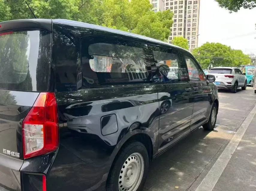2022 WuLing ZhengChen 2.0L 136HP L4 6MT,autocango,china used car exporter,china ev exporter,chinese used car exporter,chinese used ev exporter