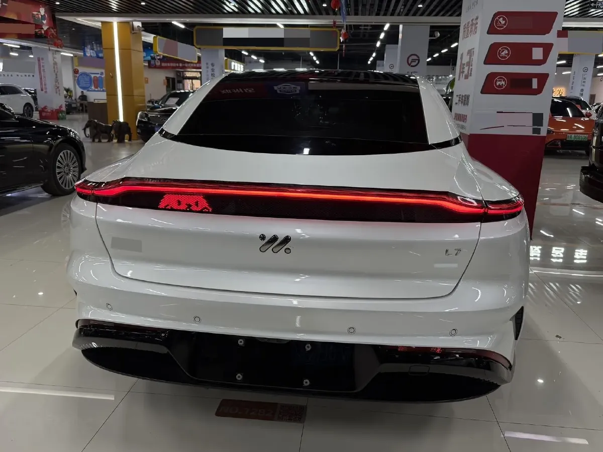 2022 IM L7 BEV 90KWH,autocango,china used car exporter,china ev exporter,chinese used car exporter,chinese used ev exporter