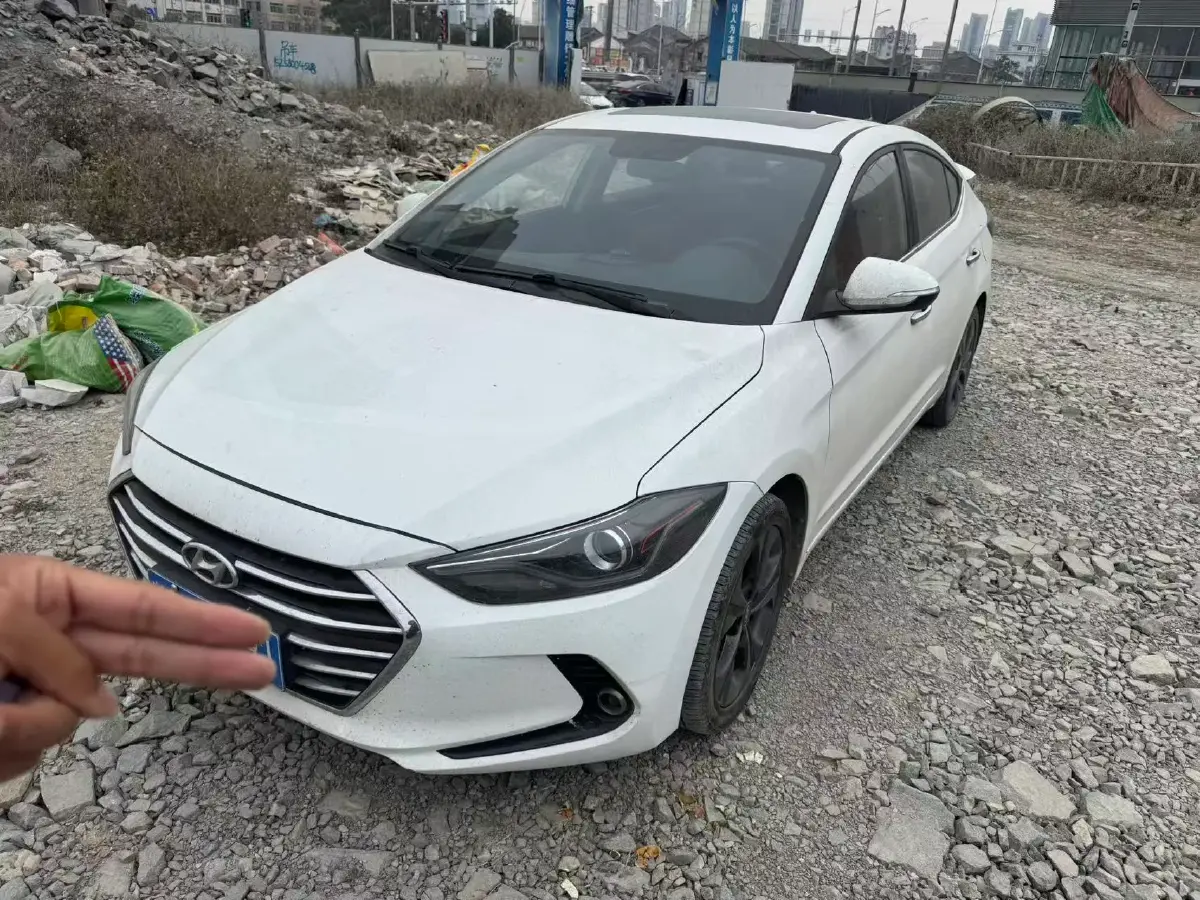 2019 Hyundai Elantra 1.5L 115HP L4 CVT