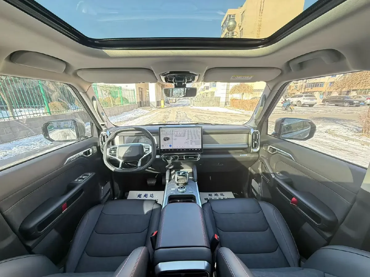 2025 Jetour Traveller 1.5T 184HP L4 7DCT,autocango,china used car exporter,china ev exporter,chinese used car exporter,chinese used ev exporter