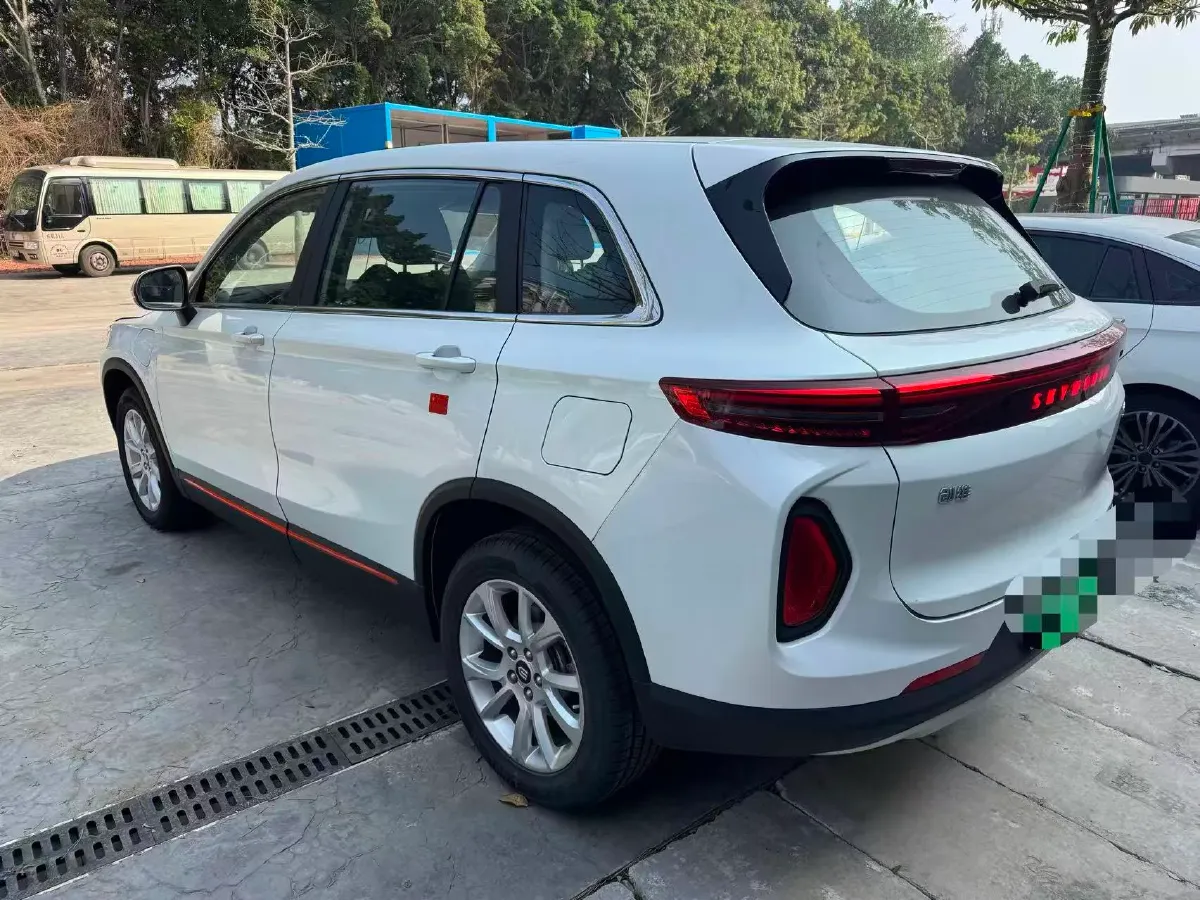 2023 Skyworth HT-i 1.5L 110HP L4 E-CVT PHEV 32.76KWH,autocango,china used car exporter,china ev exporter,chinese used car exporter,chinese used ev exporter