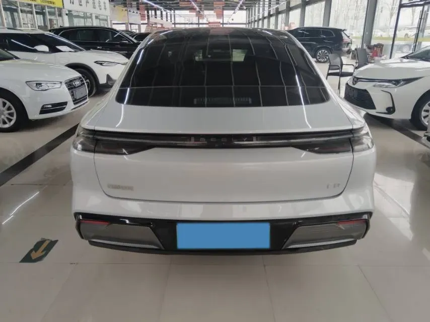 2025 MAXUS InterstellarX 2.5T 224HP L4 8AT,autocango,china used car exporter,china ev exporter,chinese used car exporter,chinese used ev exporter