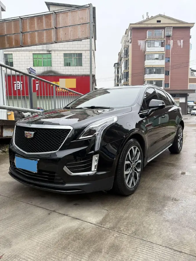 2022 Cadillac XT5 2.0T 237HP L4 9AT
