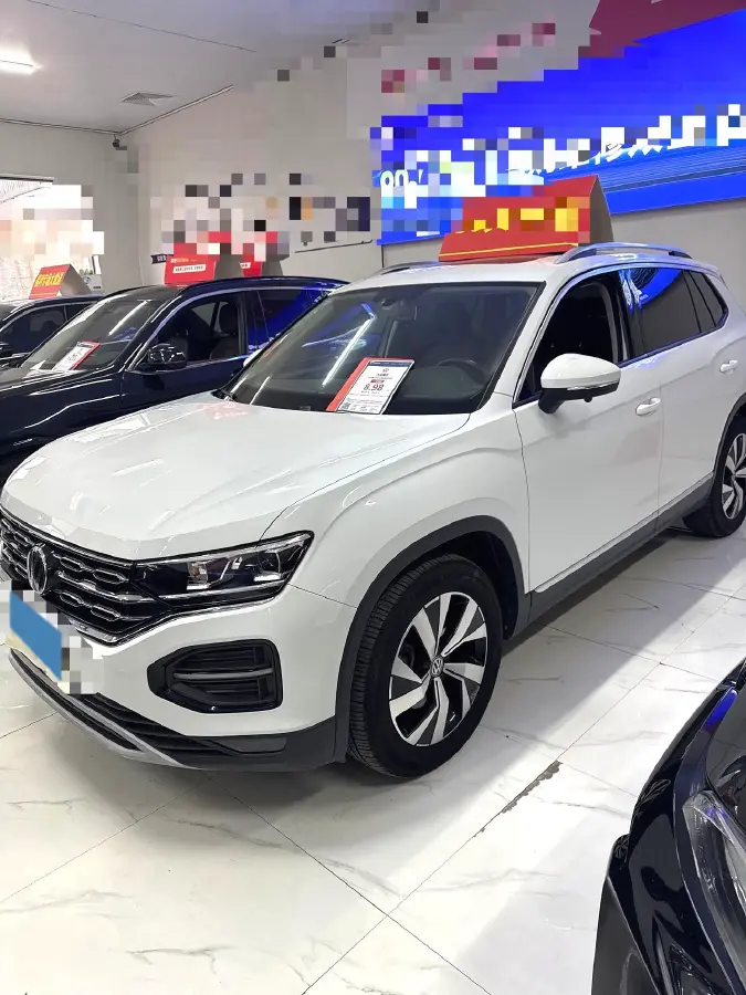 2019 Jeep Cherokee 2.0T 234HP L4 9AT