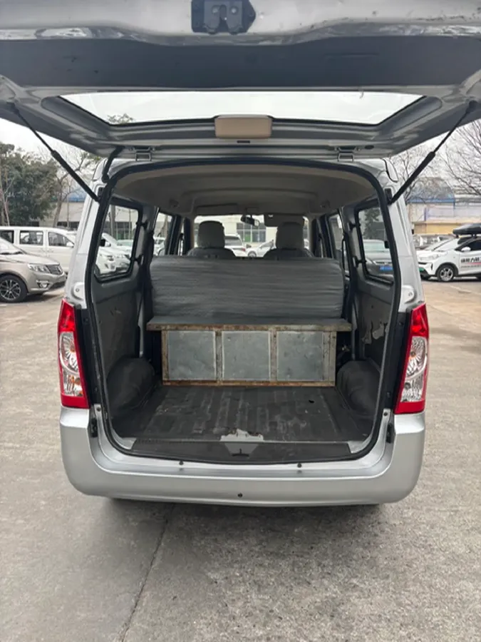 2021 WuLing RongGuang S 1.2L 76HP L4 5MT,autocango,china used car exporter,china ev exporter,chinese used car exporter,chinese used ev exporter