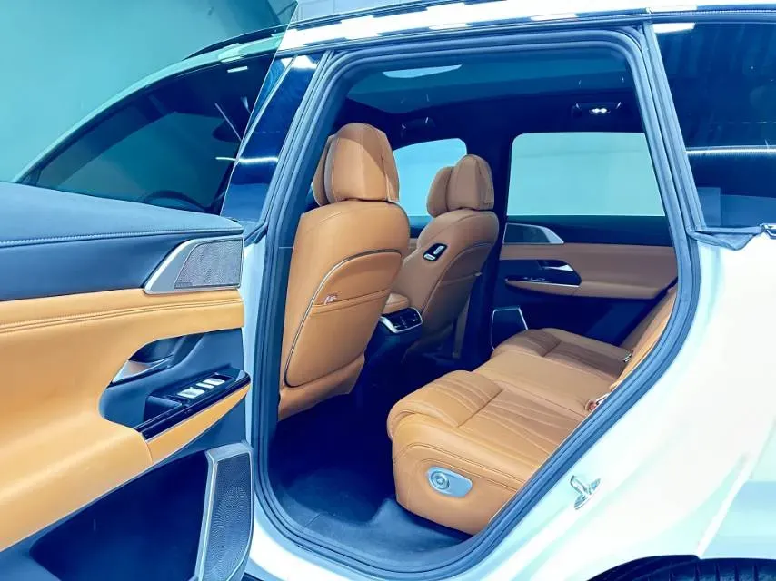 2022 Jeep Gladiator 3.6L 284HP V6 8AT,autocango,china used car exporter,china ev exporter,chinese used car exporter,chinese used ev exporter