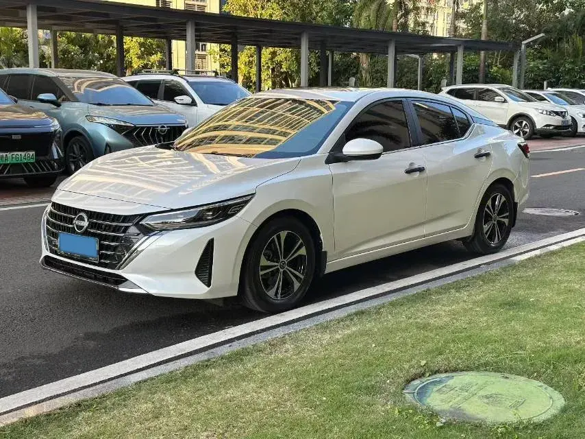 2023 Nissan Sylphy 1.6L 135HP L4 CVT