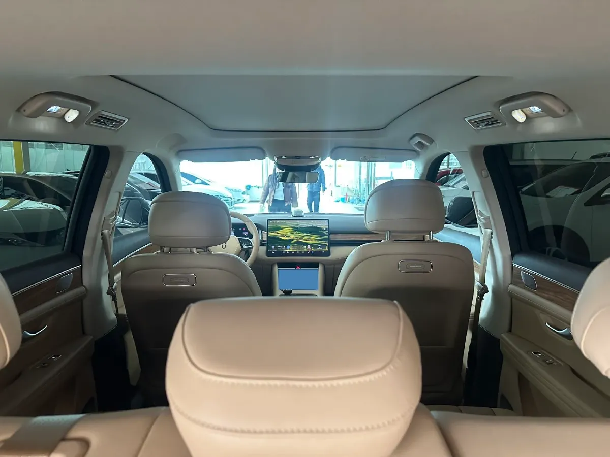 2024 AITO AITO M7 1.5T 152HP L4 REEV 42KWH,autocango,china used car exporter,china ev exporter,chinese used car exporter,chinese used ev exporter