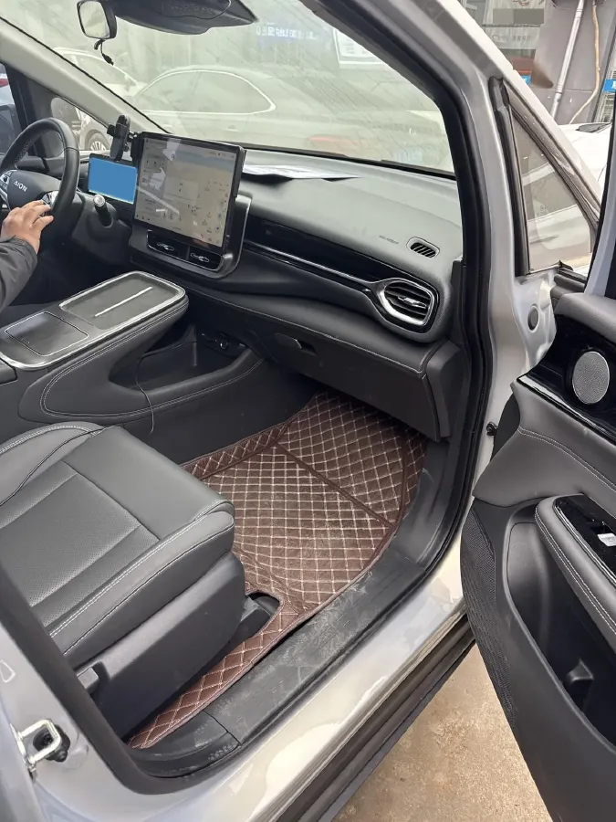 2024 Chevrolet EquinoxPlus 1.5T 180HP L4 2DHT PHEV 24.4KWH,autocango,china used car exporter,china ev exporter,chinese used car exporter,chinese used ev exporter