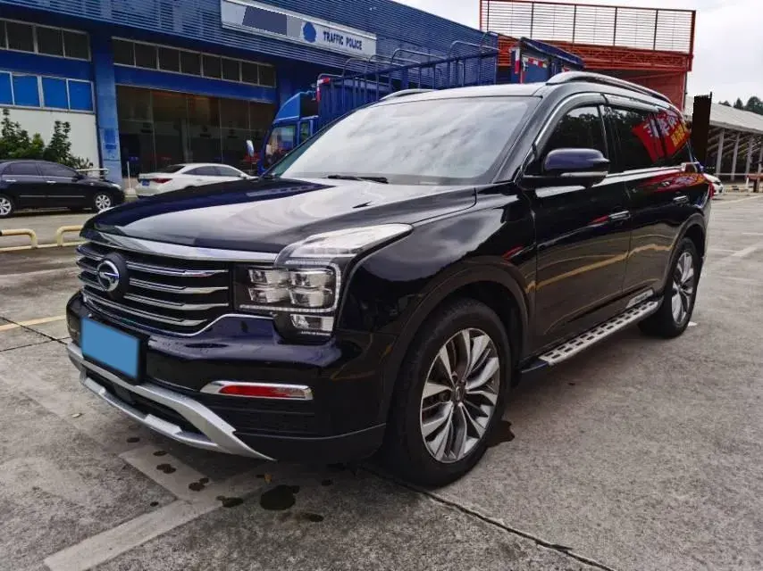 2017 GAC Trumpchi GS8 2.0T 201HP L4 6AT