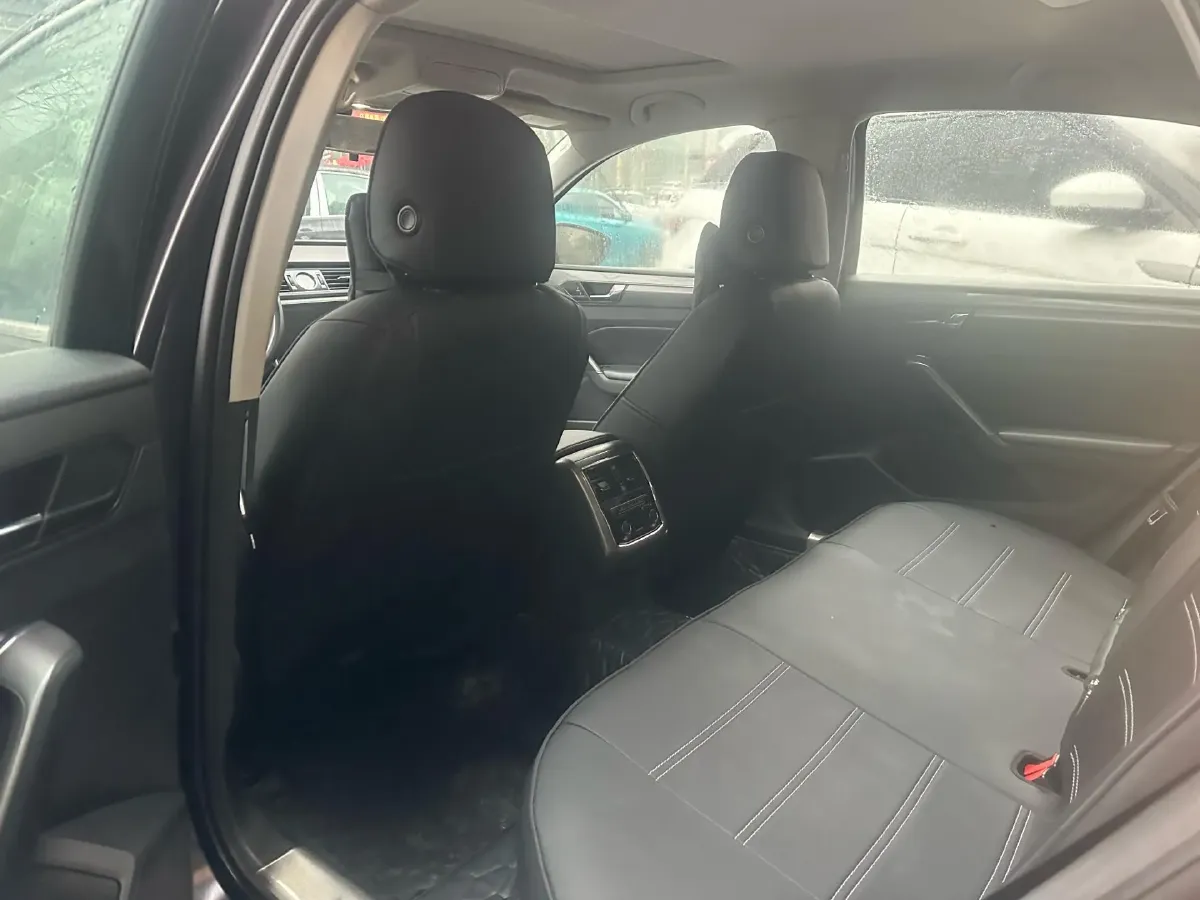 2017 Volkswagen Passat 1.8T 180HP L4 7DCT,autocango,china used car exporter,china ev exporter,chinese used car exporter,chinese used ev exporter