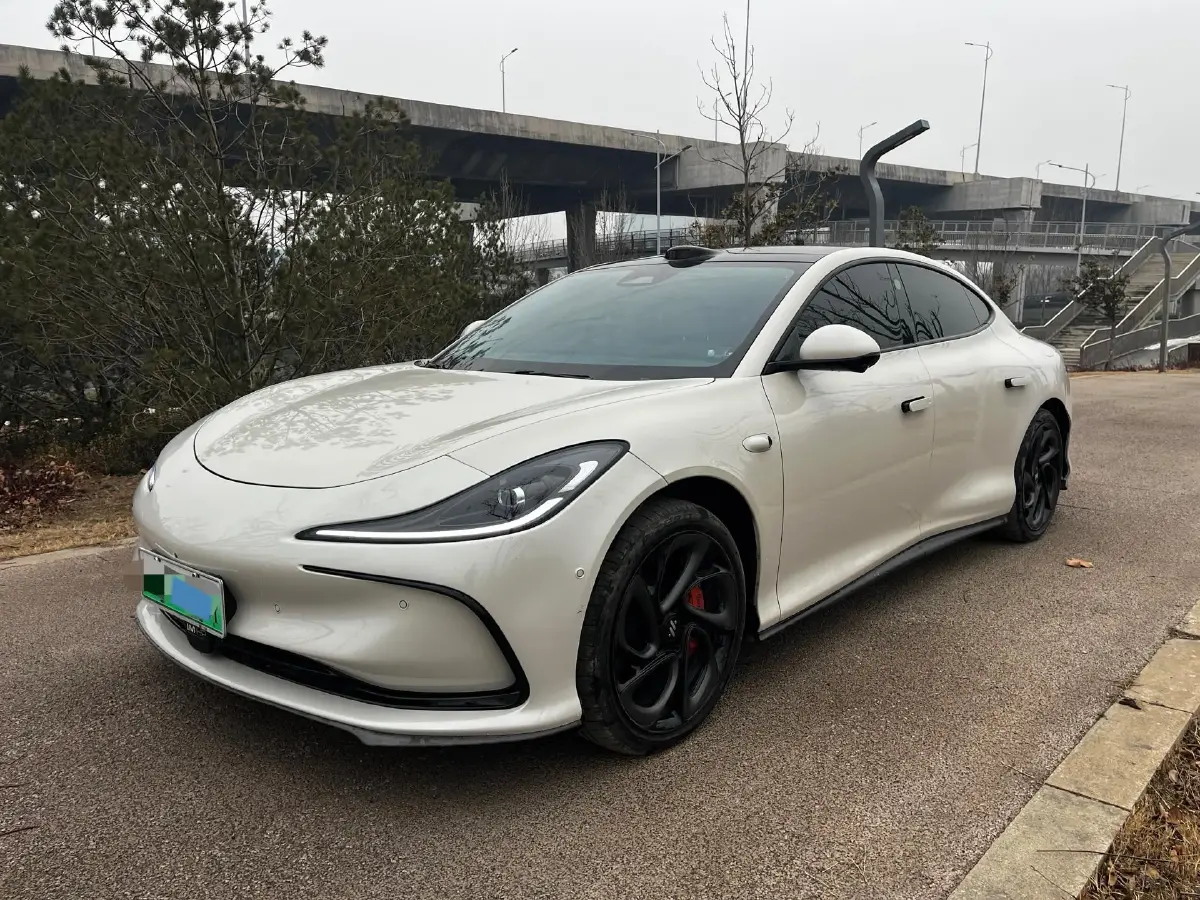 2024 IM L6 BEV 100KWH