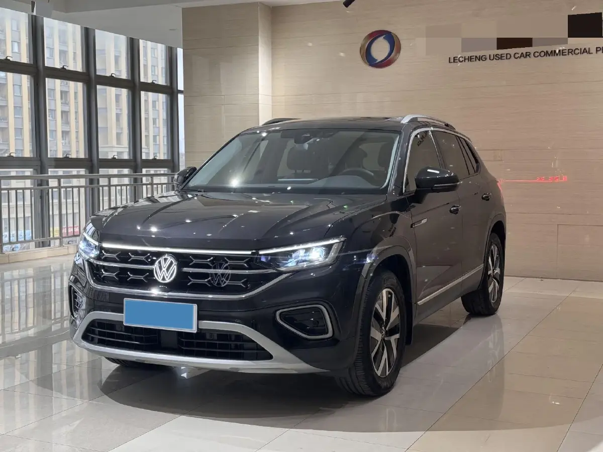 2023 Volkswagen Tayron 2.0T 186HP L4 7DCT