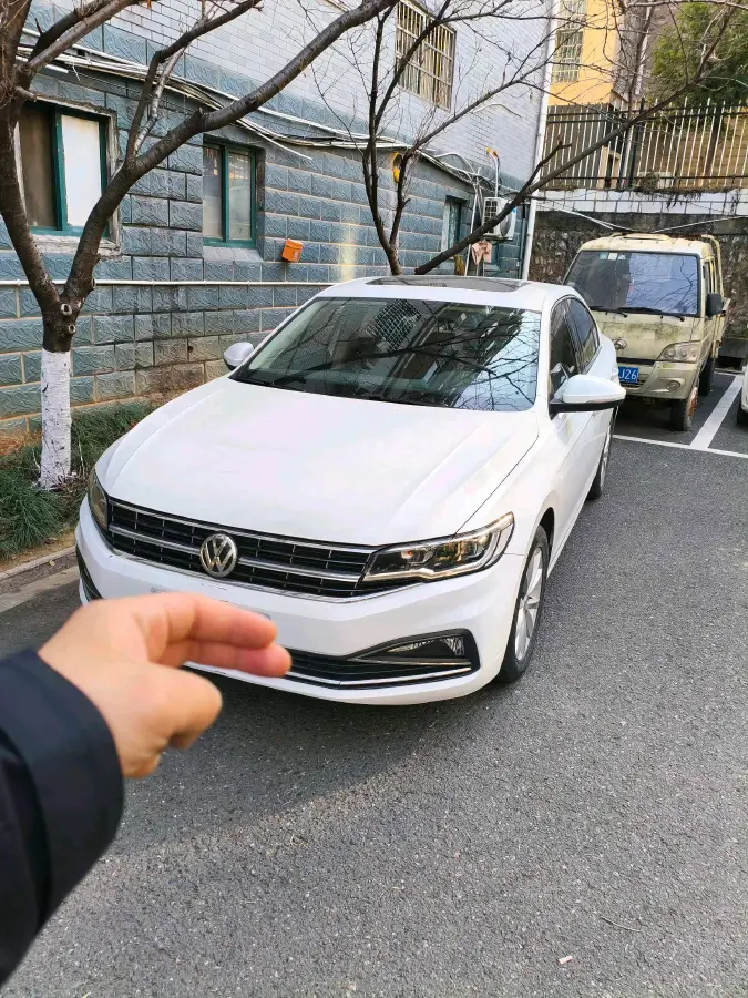 2020 Volkswagen Bora 1.5L 113HP L4 6AT