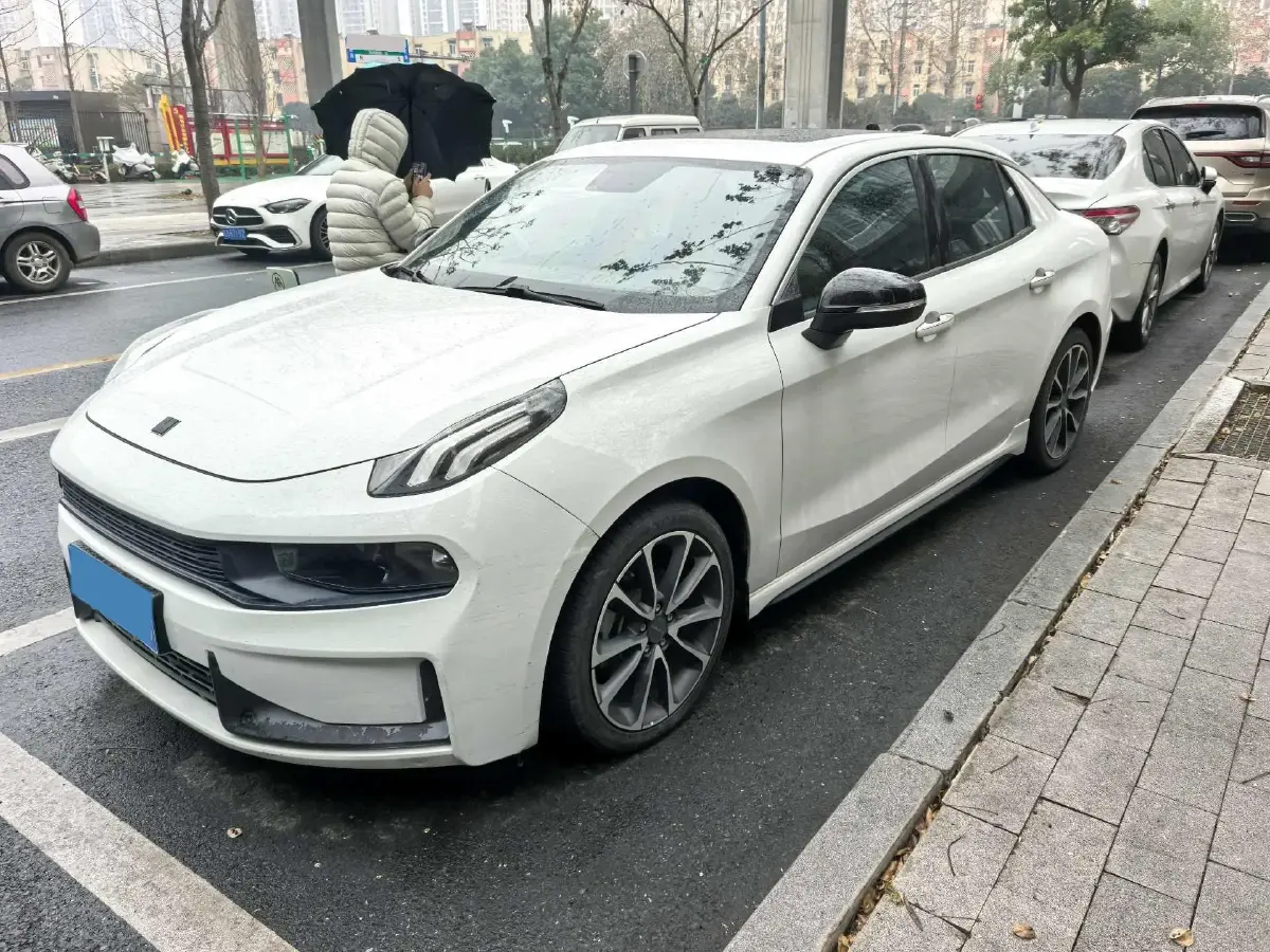 2019 Qoros 5 1.6T 197HP L4 7DCT