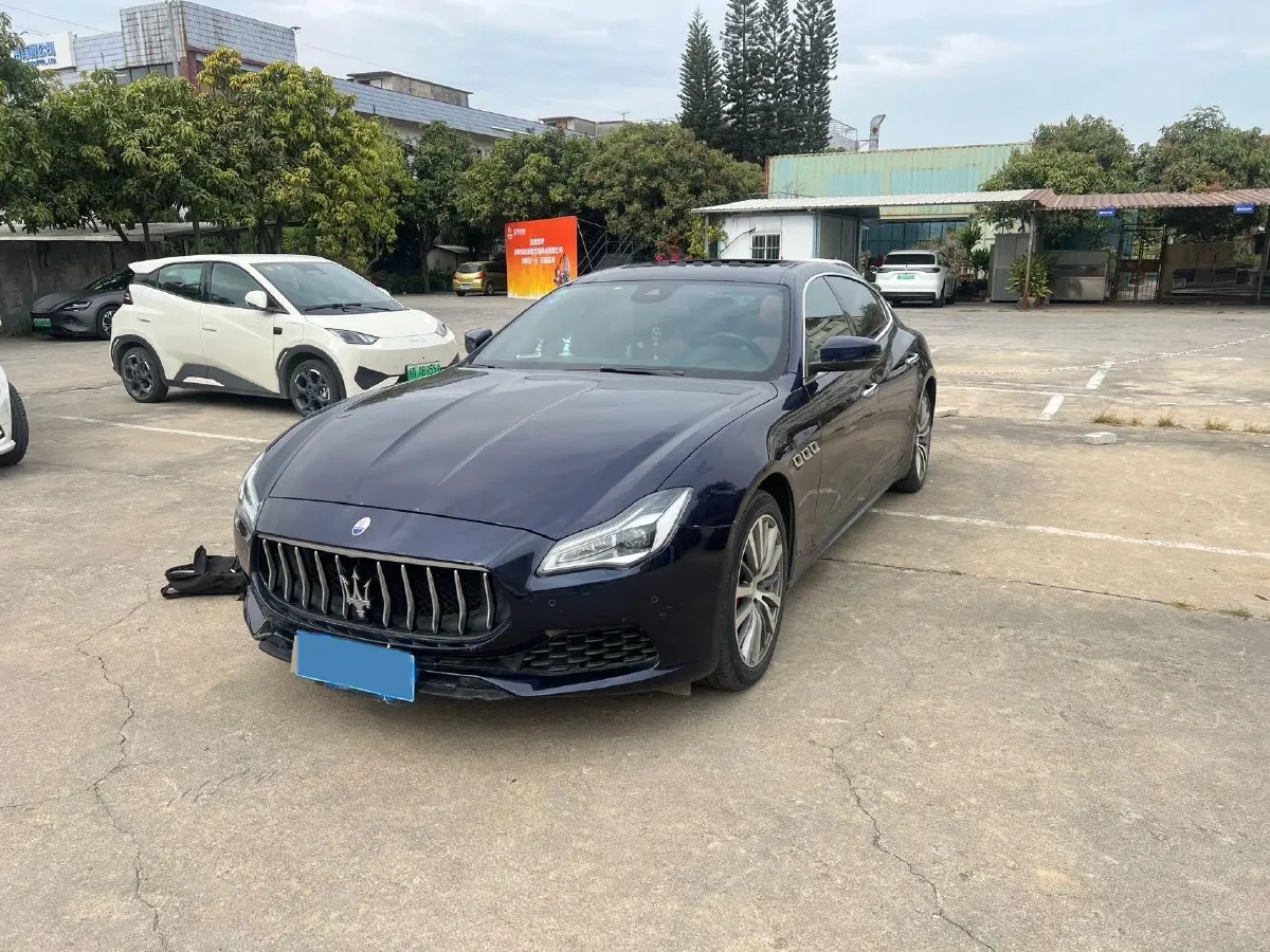2018 Maserati Quattroporte 3.0T 350HP V6 8AT,autocango,china used car exporter,china ev exporter,chinese used car exporter,chinese used ev exporter