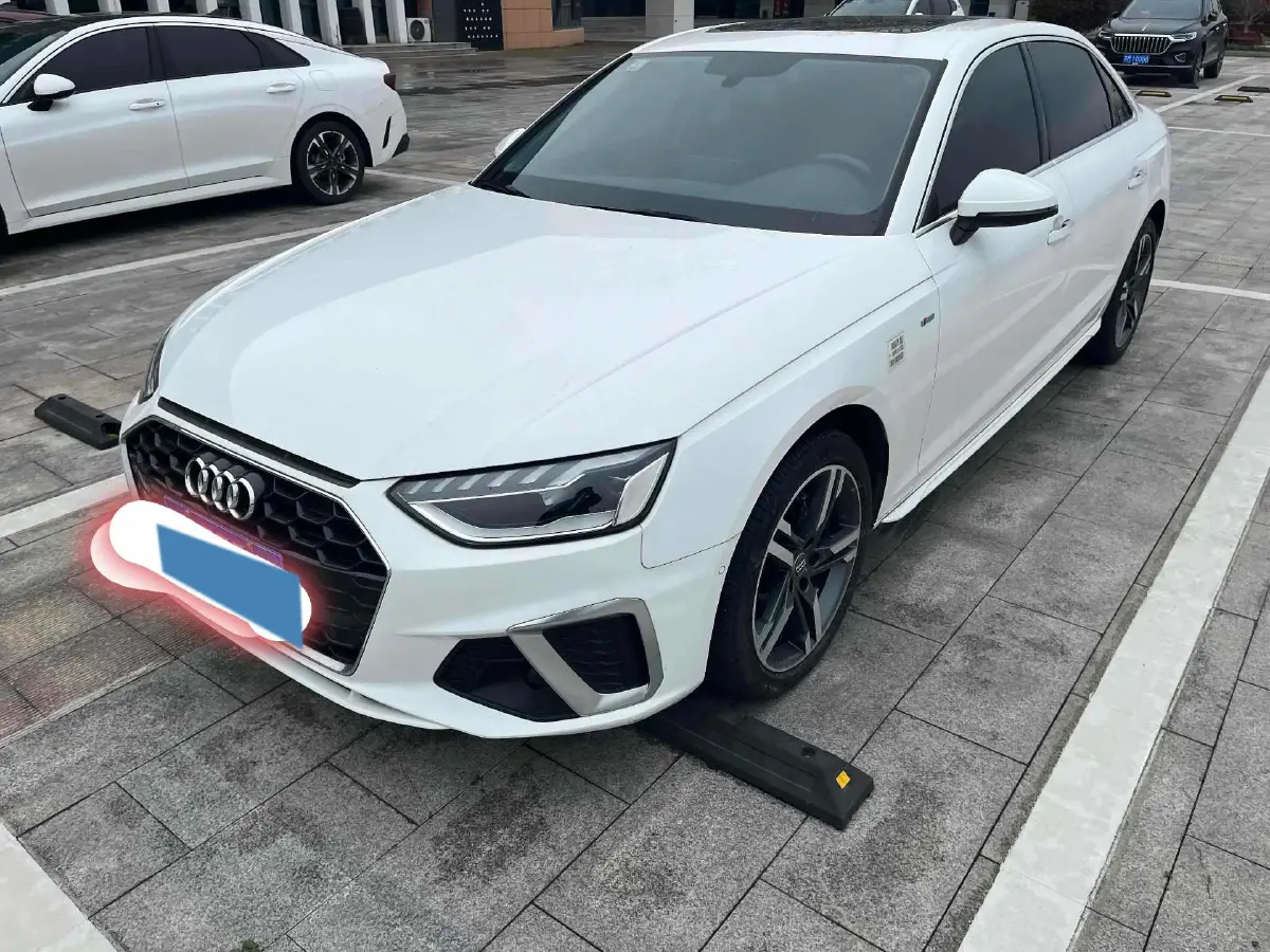 2020 Audi A4L 2.0T 190HP L4 7DCT