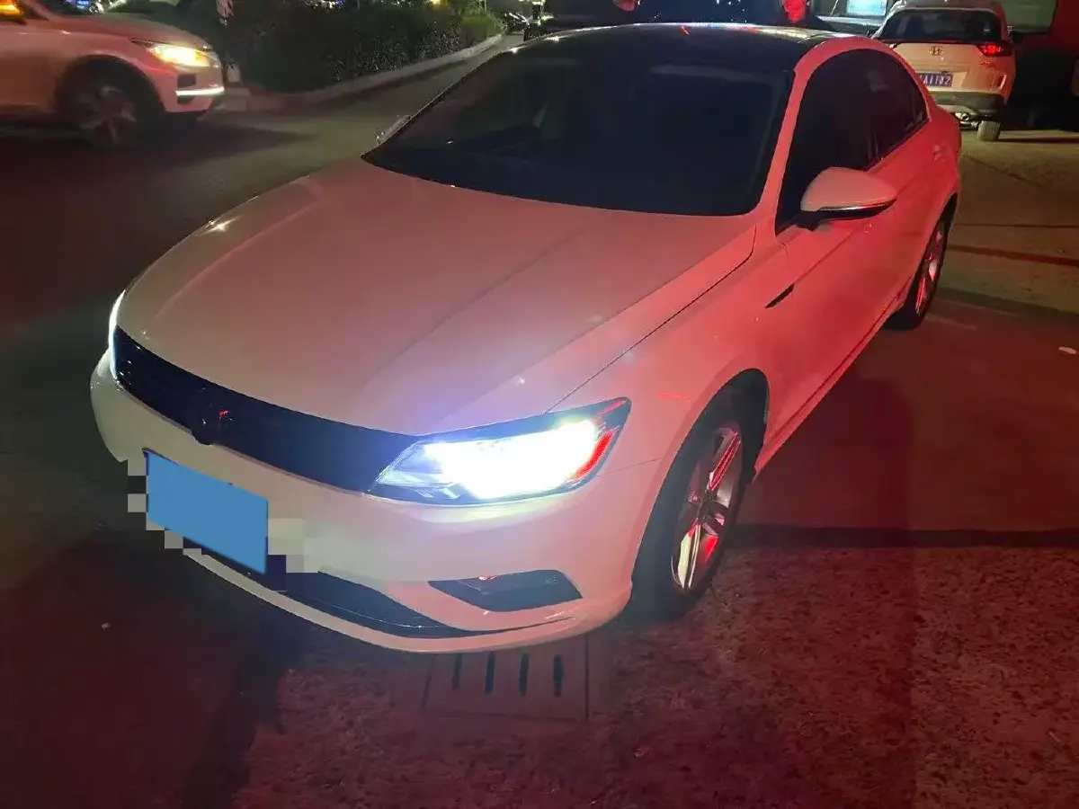 2019 Volkswagen Passat 1.4T 150HP L4 7DCT