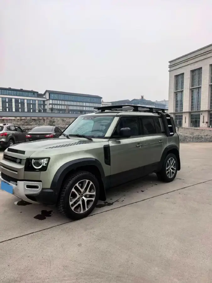 2020 Land Rover Defender 3.0T 400HP L6 8AT