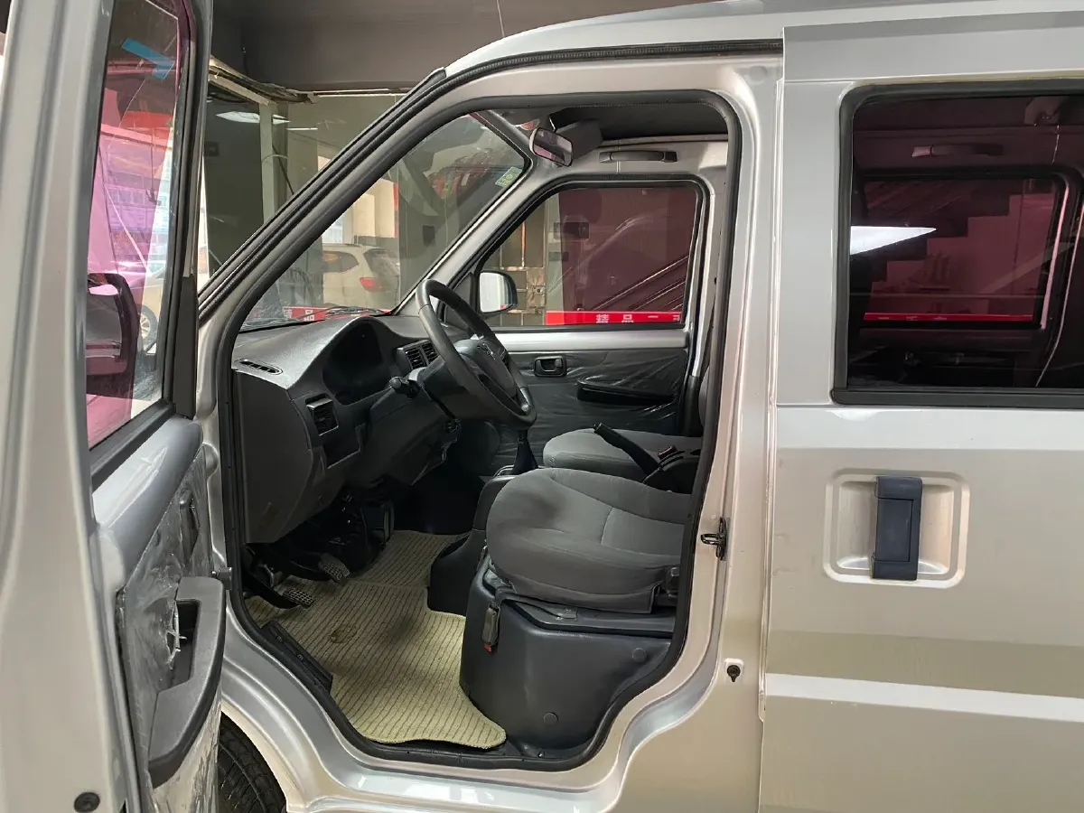 2021 ChangAn Kaicene XingKa 1.5L 107HP L4 5MT,autocango,china used car exporter,china ev exporter,chinese used car exporter,chinese used ev exporter