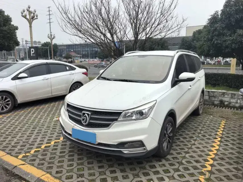 2019 BaoJun 730 1.5L 105HP L4 6MT