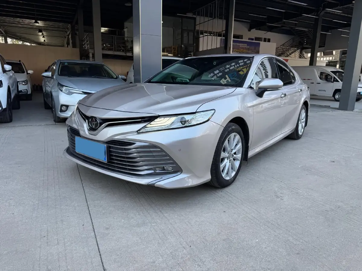 2019 Toyota Camry 2.0L 178HP L4 CVT