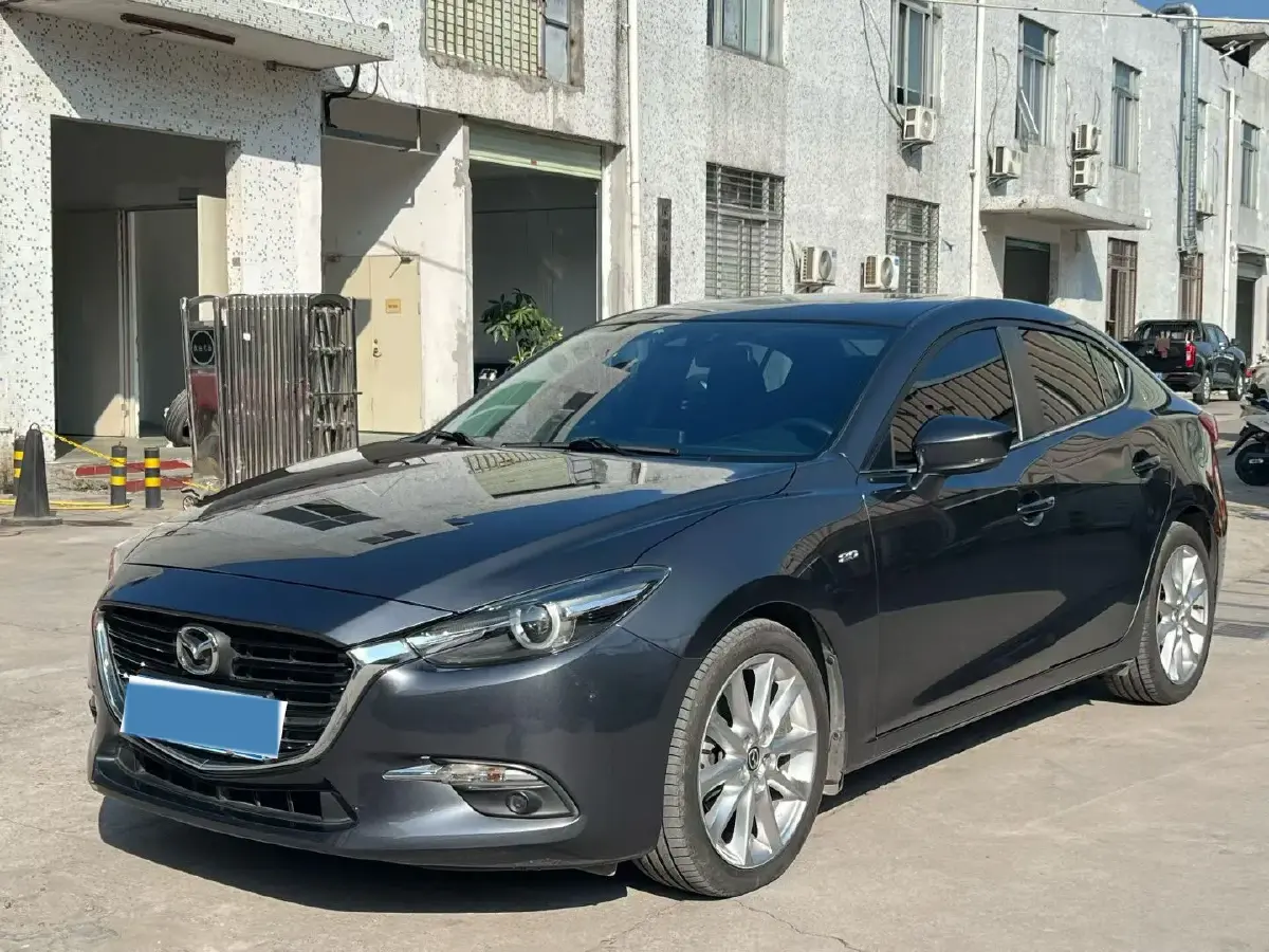 2017 Mazda 3 Axela 2.0L 158HP L4 6AT