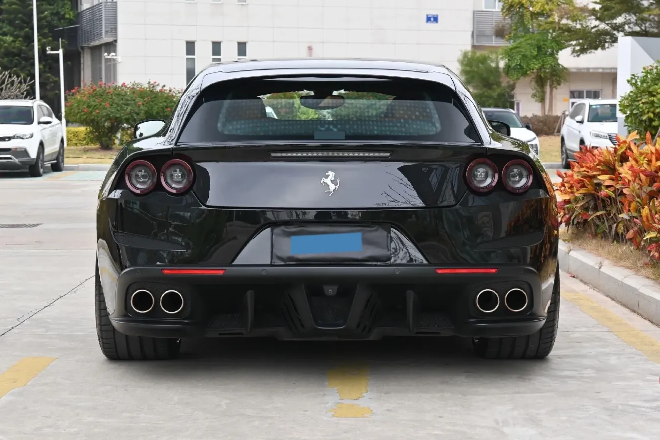 2017 Ferrari GTC4 Lusso 3.9T 609HP V8 7DCT,autocango,china used car exporter,china ev exporter,chinese used car exporter,chinese used ev exporter