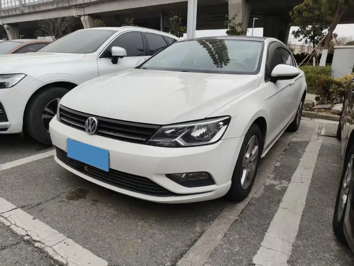 2018 Volkswagen Lamando 1.4T 131HP L4 7DCT