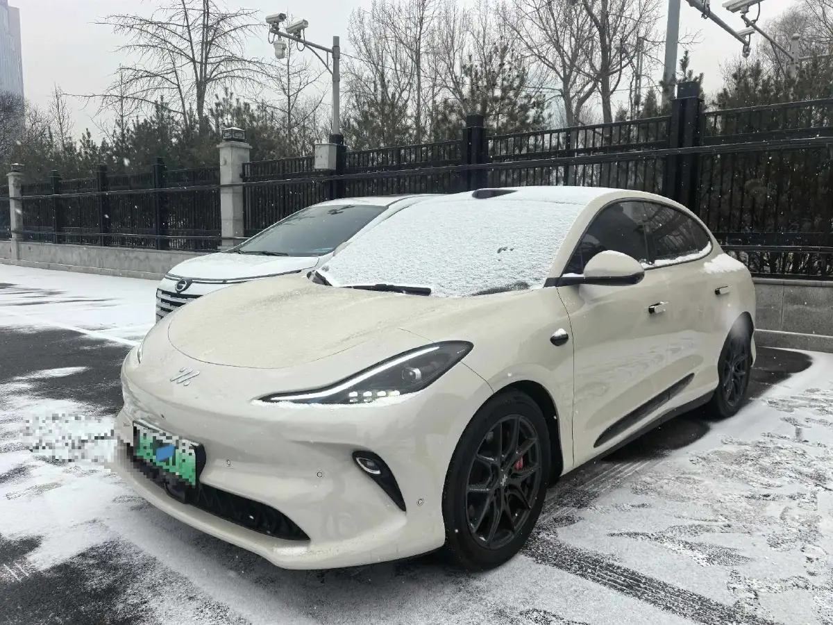 2025 IM LS6 BEV 83KWH