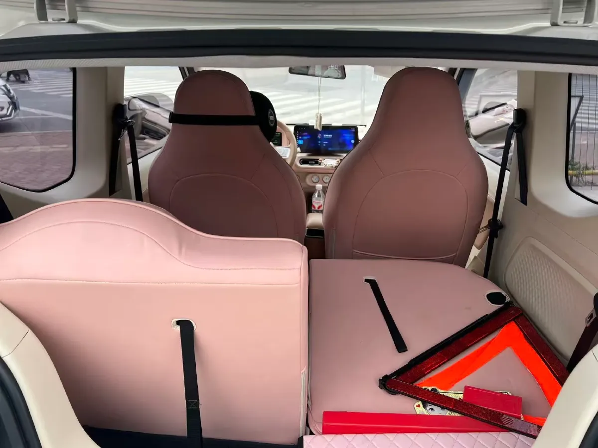 2024 WuLing HongGuang MINI EV BEV 17.3KWH,autocango,china used car exporter,china ev exporter,chinese used car exporter,chinese used ev exporter