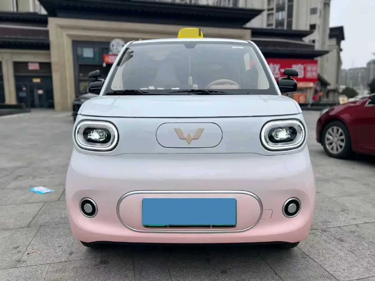 2024 WuLing HongGuang MINI EV BEV 17.3KWH,autocango,china used car exporter,china ev exporter,chinese used car exporter,chinese used ev exporter