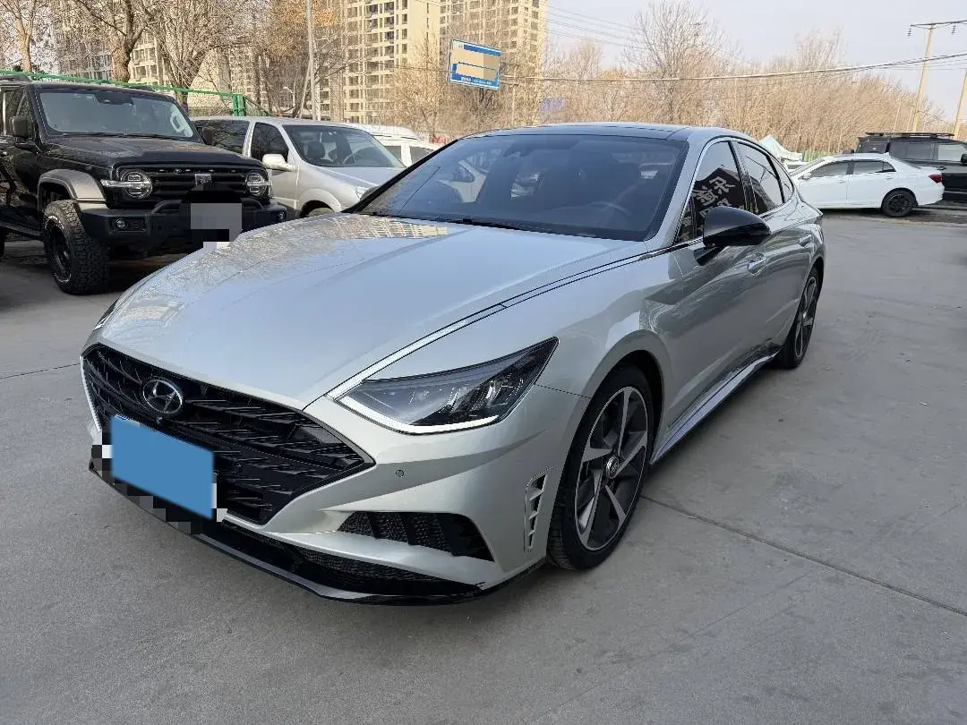 2020 Hyundai Sonata 2.0T 240HP L4 8AT