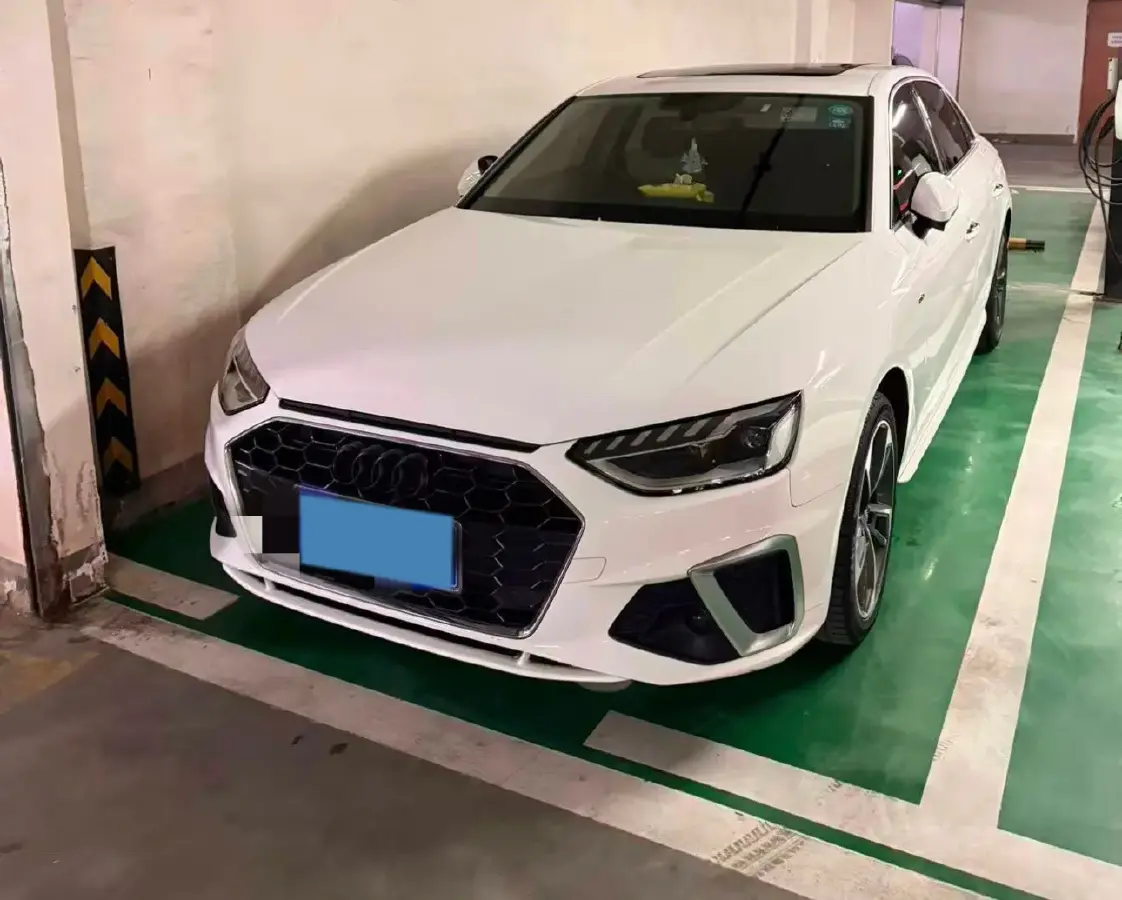 2020 Audi A4L 2.0T 190HP L4 7DCT