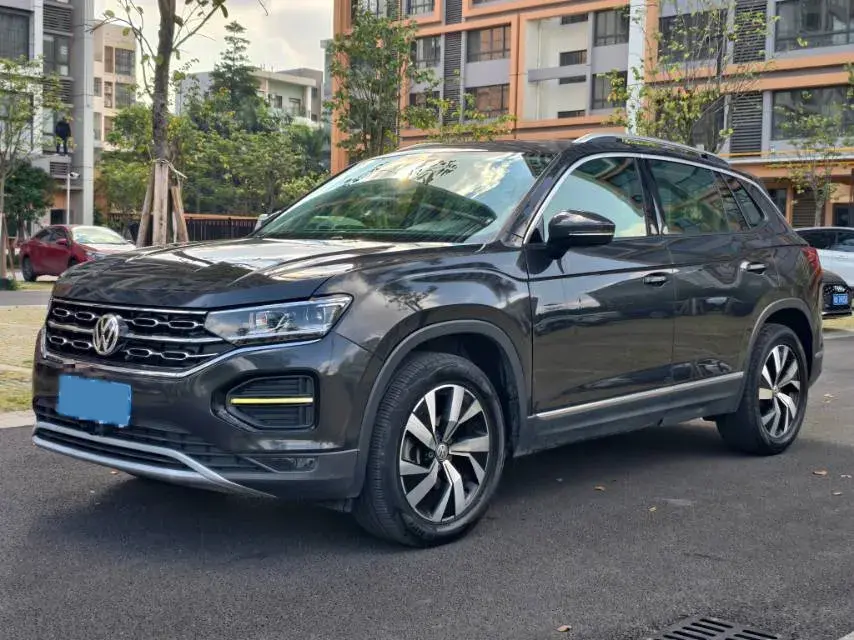 2019 Jeep Cherokee 2.0T 234HP L4 9AT
