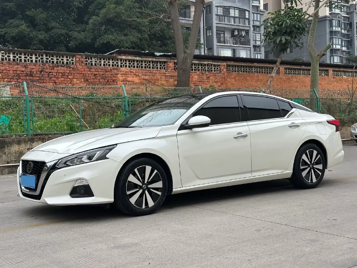 2021 Nissan Teana 2.0T 243HP L4 CVT