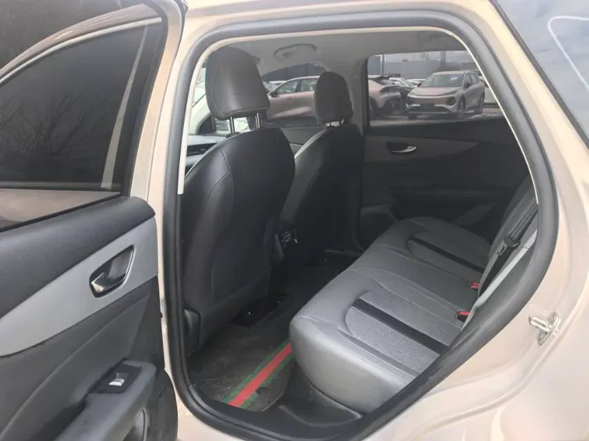 2025 MG MG ES5 BEV 62.2KWH,autocango,china used car exporter,china ev exporter,chinese used car exporter,chinese used ev exporter