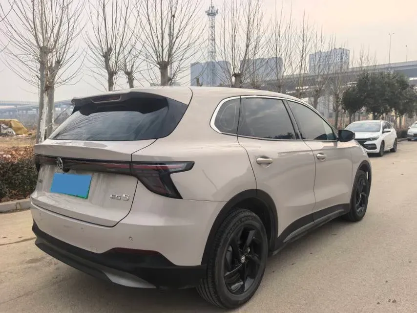 2025 MG MG ES5 BEV 62.2KWH,autocango,china used car exporter,china ev exporter,chinese used car exporter,chinese used ev exporter