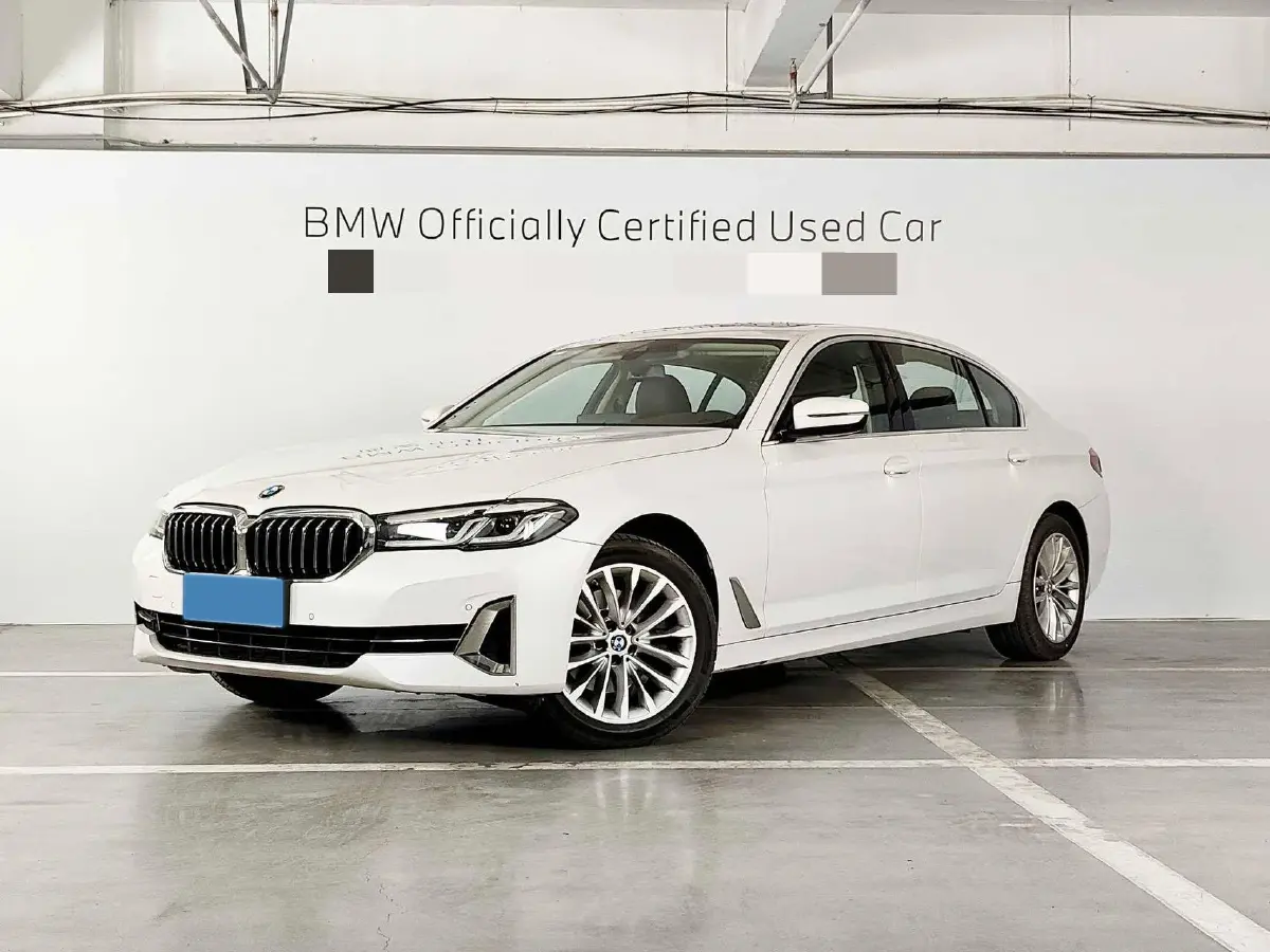 2022 BMW 5 Series 2.0T 184HP L4 8AT