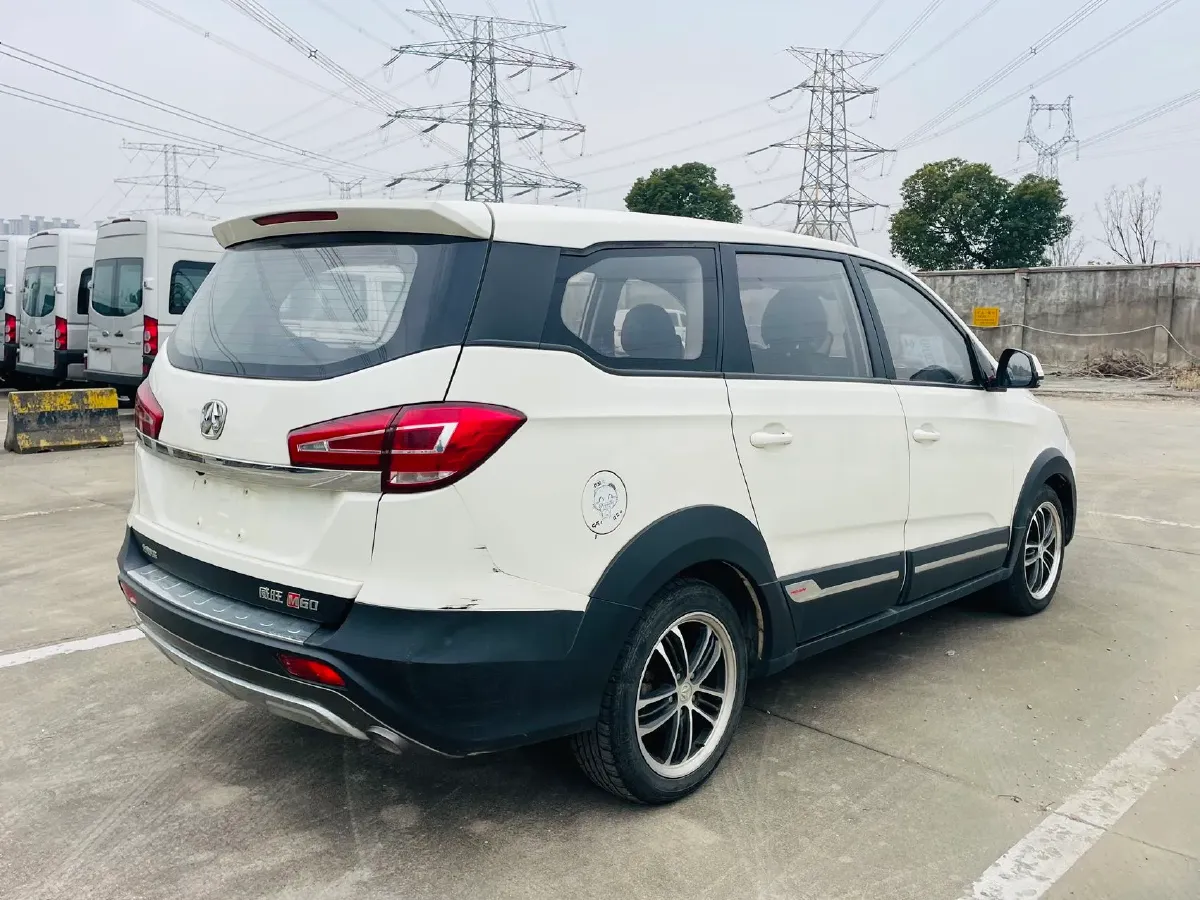 2017 BAIC WeiWang M50F 1.5L 116HP L4 5MT,autocango,china used car exporter,china ev exporter,chinese used car exporter,chinese used ev exporter