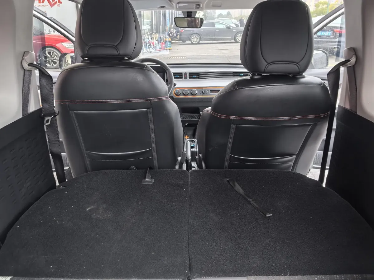 2022 LingBox uni BEV 11.52KWH,autocango,china used car exporter,china ev exporter,chinese used car exporter,chinese used ev exporter