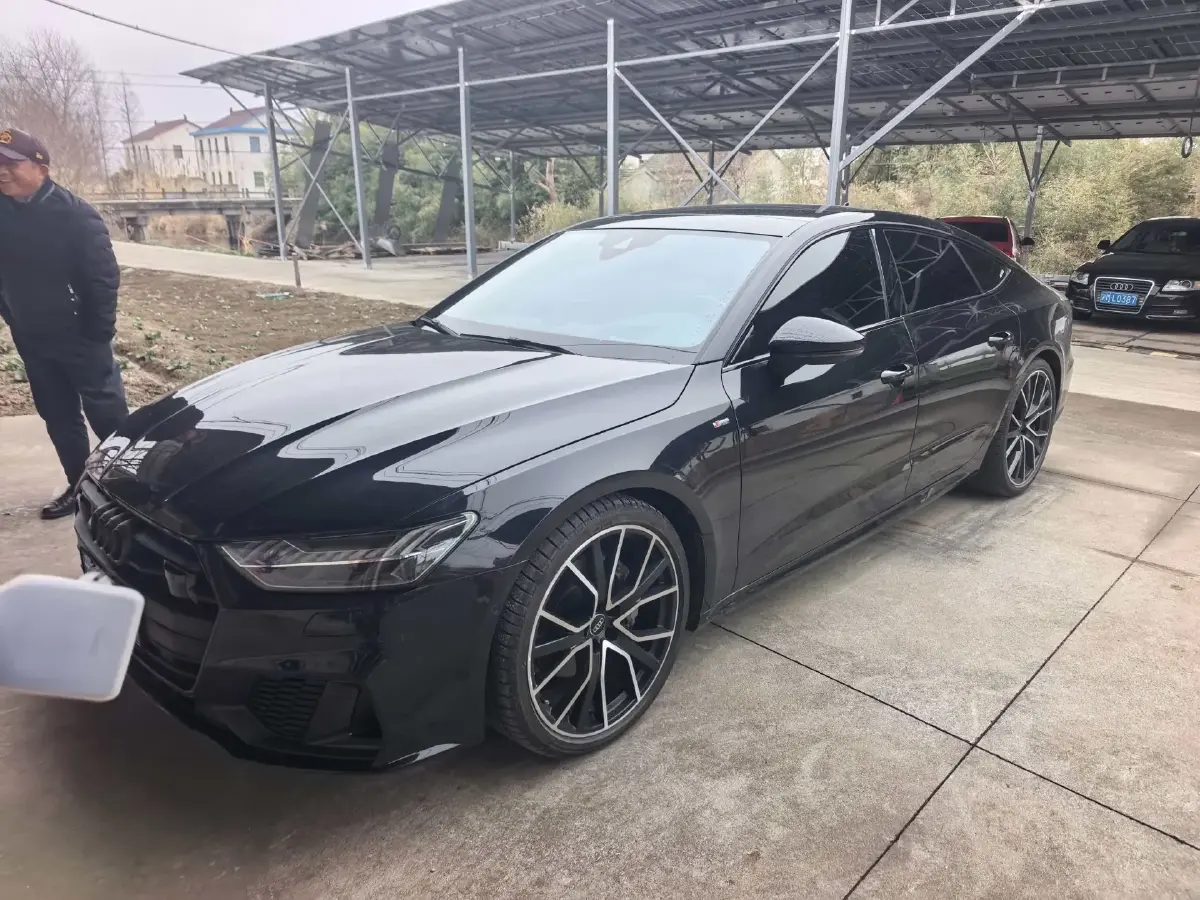 2022 Audi A7 2.0T 245HP L4 7DCT