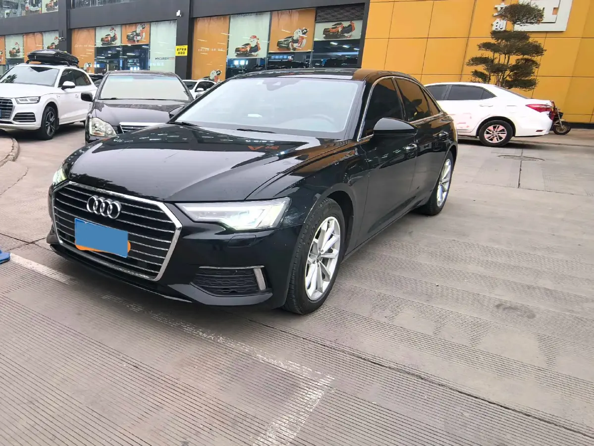 2021 Audi A6L 2.0T 190HP L4 7DCT